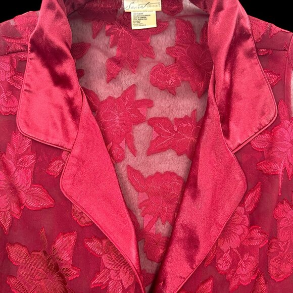 Secret Treasures Red Sheer Lace Vest - Picture 3 of 7